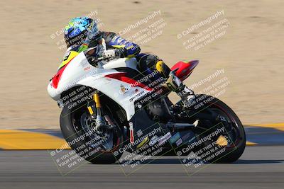 media/Dec-18-2022-SoCal Trackdays (Sun) [[8099a50955]]/Turns 9 and 10 Set 2 (1055am)/